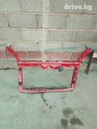 Решетка радиатора Toyota 2000 г., Б/у, Оригинал