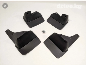 Брызговик Комплект Toyota, 2003 г., Новый, Аналог