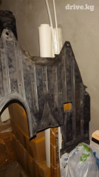 Защита днища Передний правый Toyota, 2003 г., Б/у, Оригинал