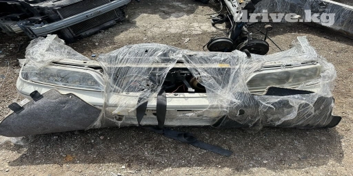 Ноускат Toyota, 2000 г., Б/у, Оригинал