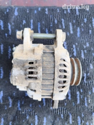 Генератор Mitsubishi 2002 г., Б/у, Оригинал, Германия