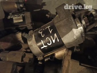 Toyota ist продаю стартер 1.3 и 1.5