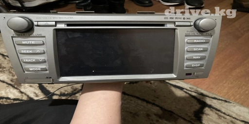 Продам автомагнитолу Продаю штатную автомагнитолу с сенсорным