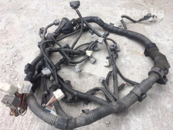 Тойота prius v1500 2009 г, 20й кузов проводка двигателя со всеми