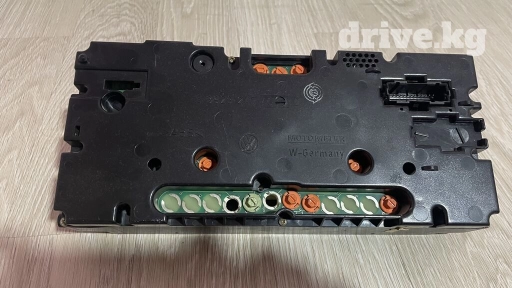 Продаю щит прибор гольф 3 4000 тыс рабочий