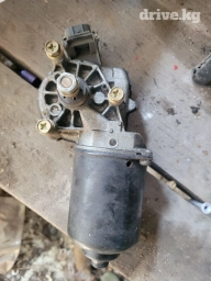 Прадаю маторчик двоник на тоёта авенсис версо. или .Ипсун