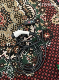 Зарядка доя афтомибля