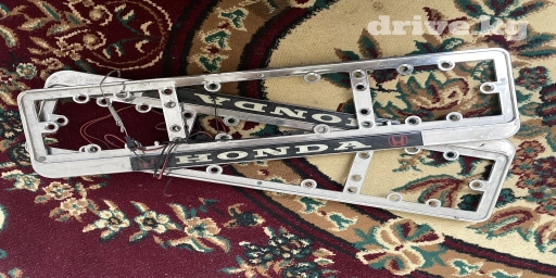 Светящий поставка для гос номера
700 сом