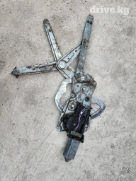 БМВ Е36 стеклоподьемник электрический. водительская сторона