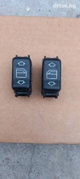 Продаю кнопки стеклоподъемника на Мерседес 124 Е класса год выпуска