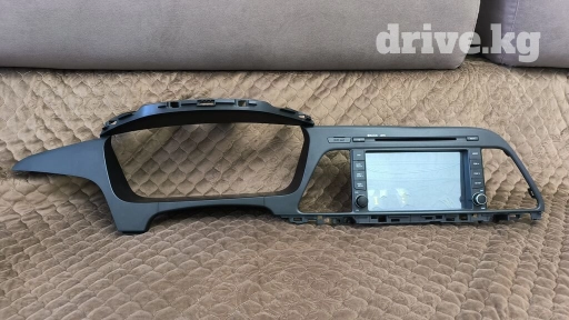 Хундай соната лф, 2015, 2 объем газ, экран работает, можно подключить