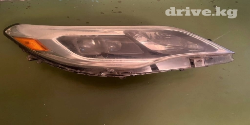 ПРОДАЮ ПРАВУЮ ФАРУ И КОМПЛЕКТ ПОЛИКОВ НА ТОЙОТА АВАЛОН ЦЕНА ЗА ВСЁ