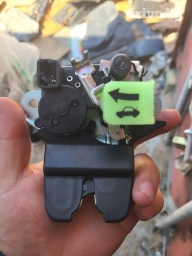 Замок крышка багажника на кия и хендай