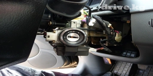 Замок зажигания Toyota Б/у