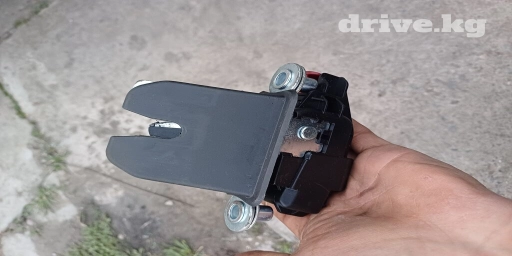 Замок багажника Volkswagen 2017 г., Б/у, Оригинал, Россия