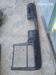 Центральная консоль Mazda 1994 г., Б/у