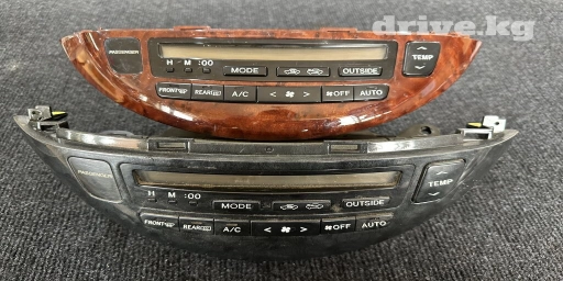 Центральная консоль Toyota 2003 г., Б/у, Оригинал, Япония