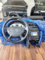 Продается оригинальное торпедо Mercedes-Benz Комплект включает