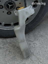 Продаю расширительный бачок от субару легаси BL5 привозной