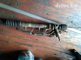 Продаю рейку тойта корола 100й кузов 
2000