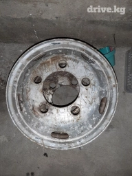 Диски на R 17.5 пятидыровые на хундай .мицубиси