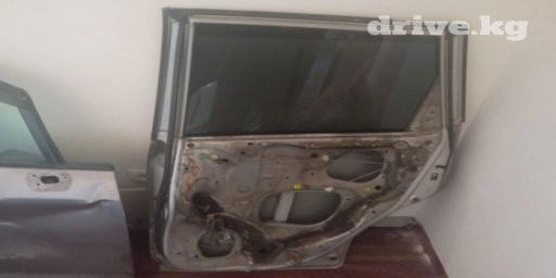 На Хонда фит 2004рестайлинг 2004г состояние как на фото, 2000сом