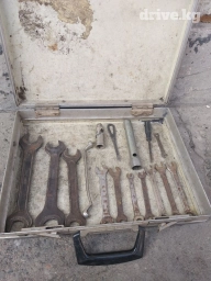 Набор советской ключей. Почти от 8 до 30 ключей. Напильник, свечных