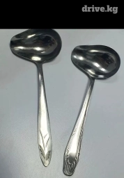 Ложка СССР, для соусов, на фото справа - 250с