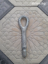 Продаю буксировочный крюк на мерседес w210, w211,w220
оригинал