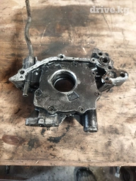 Nissan primera P10 CD20 diesel 
масло насос
