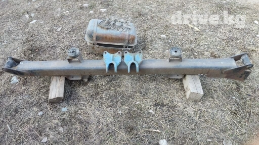 Продаю переднию балку газ 53 
зил газон КамАЗ