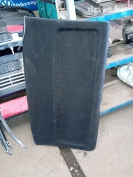 Полка багажника на гольф 3 привозная из Германии цена 3500сом