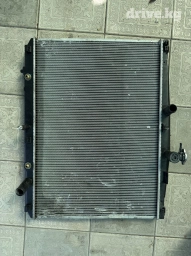 Продаю оригинал б/у привозные запчасти на Тойота хайленде 2016г -