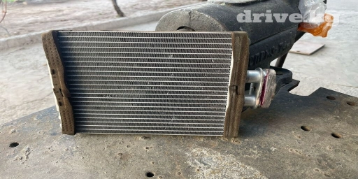 Продаю на Фольксваген поло от 6 года печку радиатора вместе с