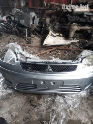 Автозапчасти на митсубиси кольт