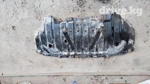 Продаю защиту под радиатора на range rover l322 vogue все крепления