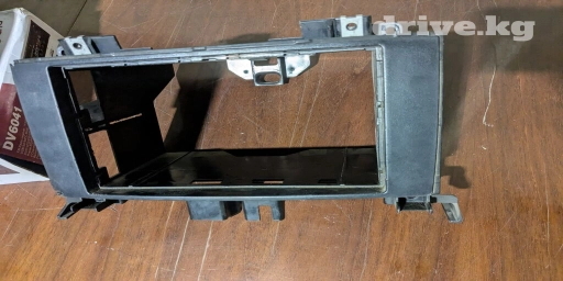 Рамка магнитолы на спринтер Рекс 2009