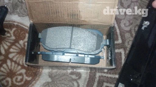 Продаю запчасти на авто цены разные