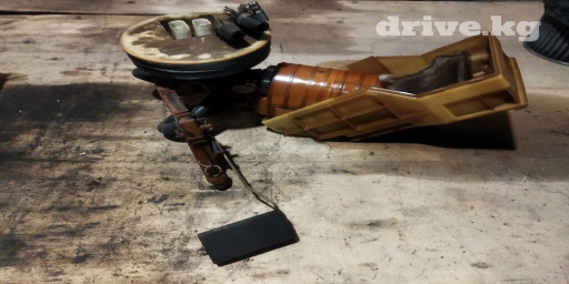 Nissan Primera P10 
Ниссан Примера П10 
2 куб бензостанция симки нет