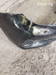 Лексус лх570, передний бампер, есть небольшое повреждение