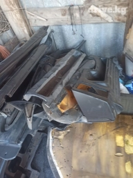 Продаю зап части на Ниссан примера п10 по салону есть почти все