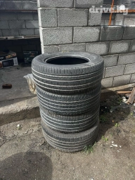 Продаются шины на Лексус 460