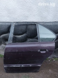Голая, задняя, левая дверь на BMW