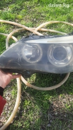 Продам левую переднию фару БМВ Е60. ВСЁ РАБОТАЕТ. 4000