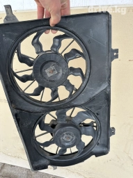 Продаю вентилятор охлаждения радиатора радиатор и радиатор
