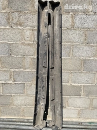 Продаю порог от лексуса rx 330 в очень хорошем состоянии все ушки