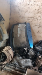 Полный комплект Киа Рио заднее лобовое стекло