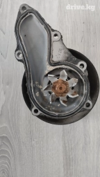 Продаю помпа степвагон спада 2008прошу 4000с