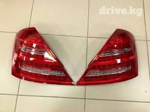 Рестайлинговые задние фары на 221 мерседес