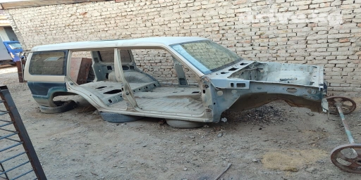 Кузов Митсубиси паджеро 2 отличный состояние без ржавчины 93 по 96 год